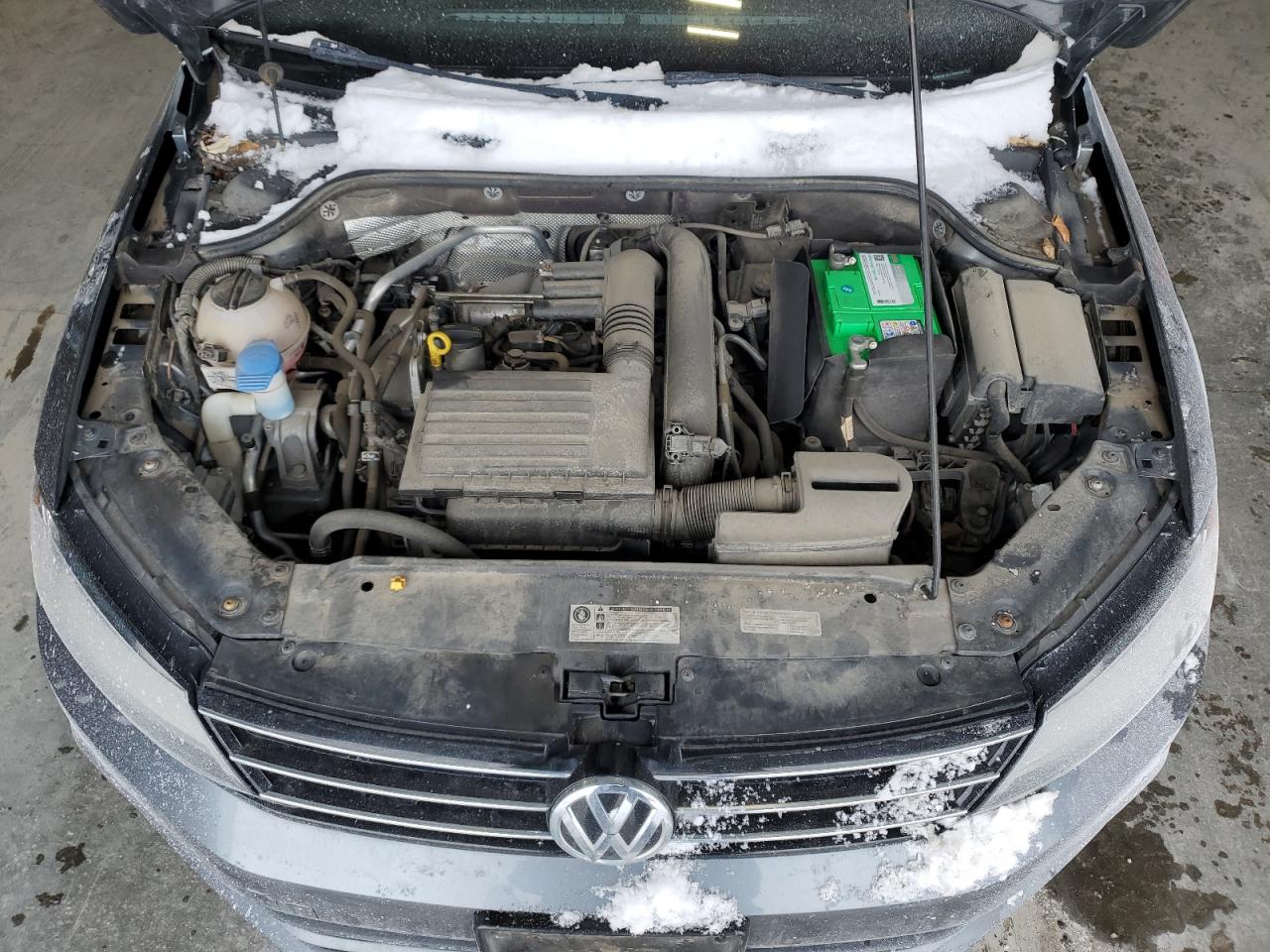 2017 Volkswagen Jetta - Image 11