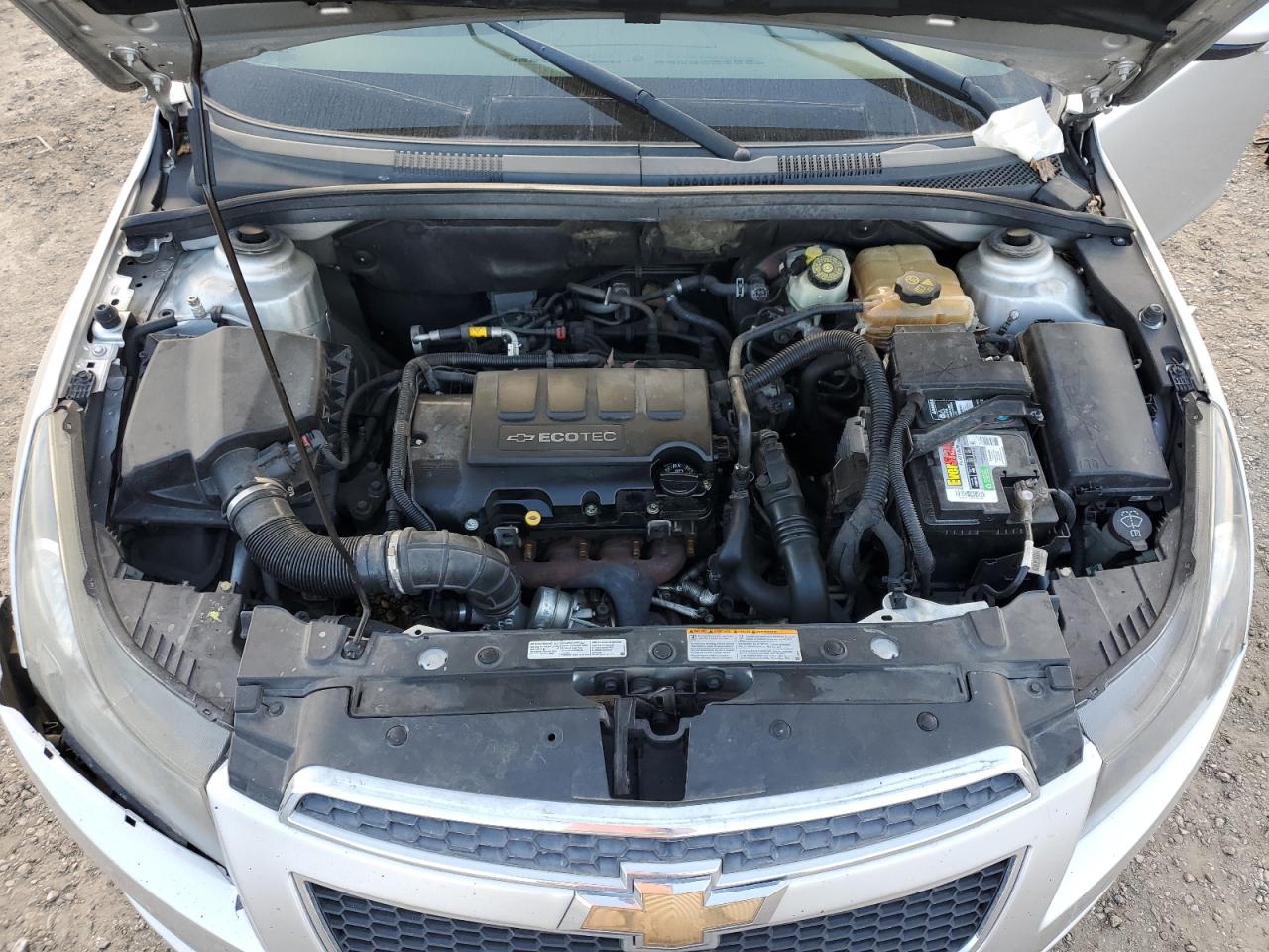 2014 Chevrolet Cruze - Image 11