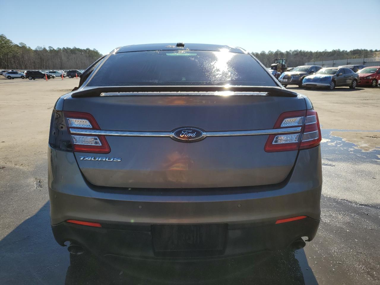 2013 Ford Taurus - Image 6