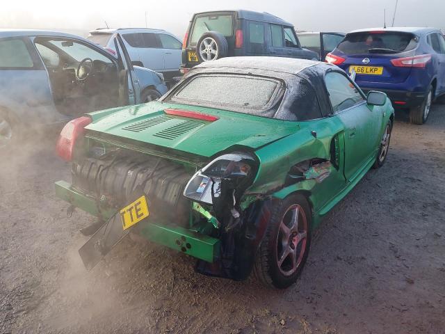 2002 TOYOTA MR2 ROADST