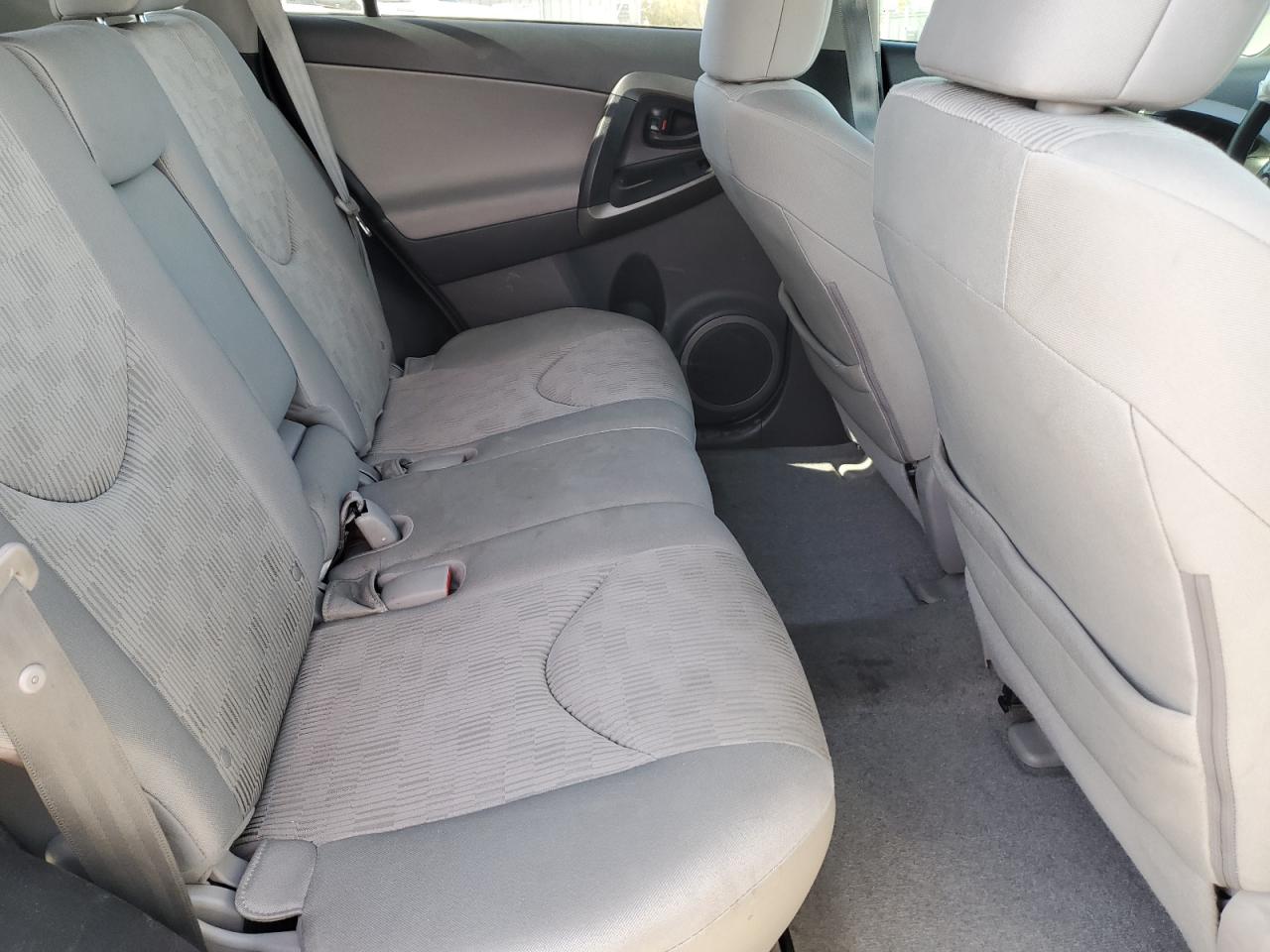2012 Toyota RAV 4 - Image 11