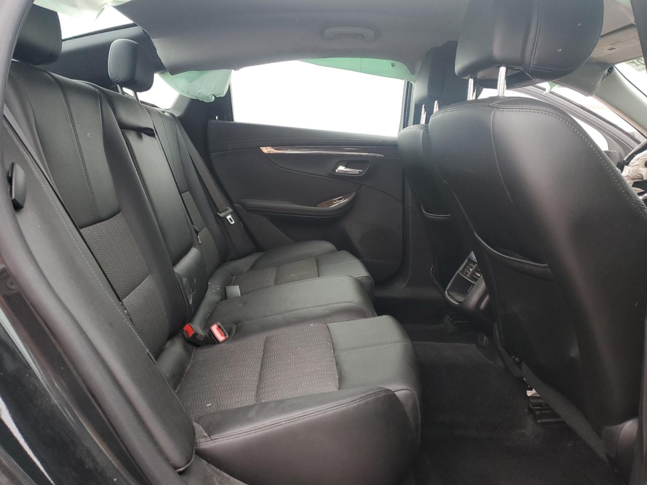 2014 Chevrolet Impala - Image 10