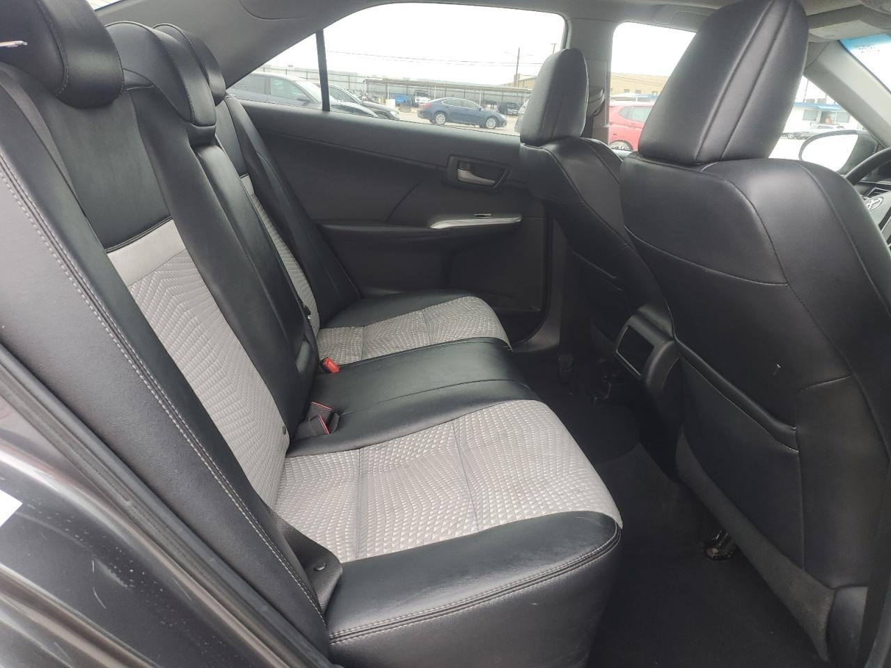2012 Toyota Camry - Image 11