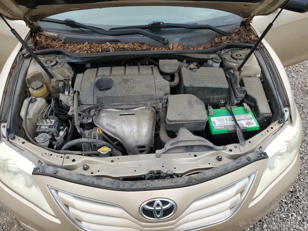 2011 Toyota Camry - Image 11