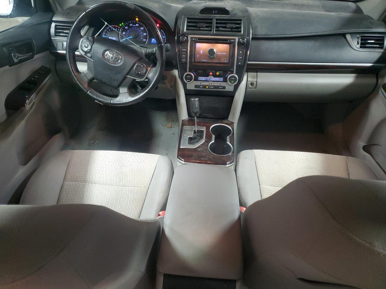 2012 Toyota Camry - Image 8