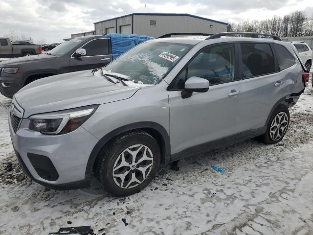  SUBARU FORESTER 2021 Серебристый