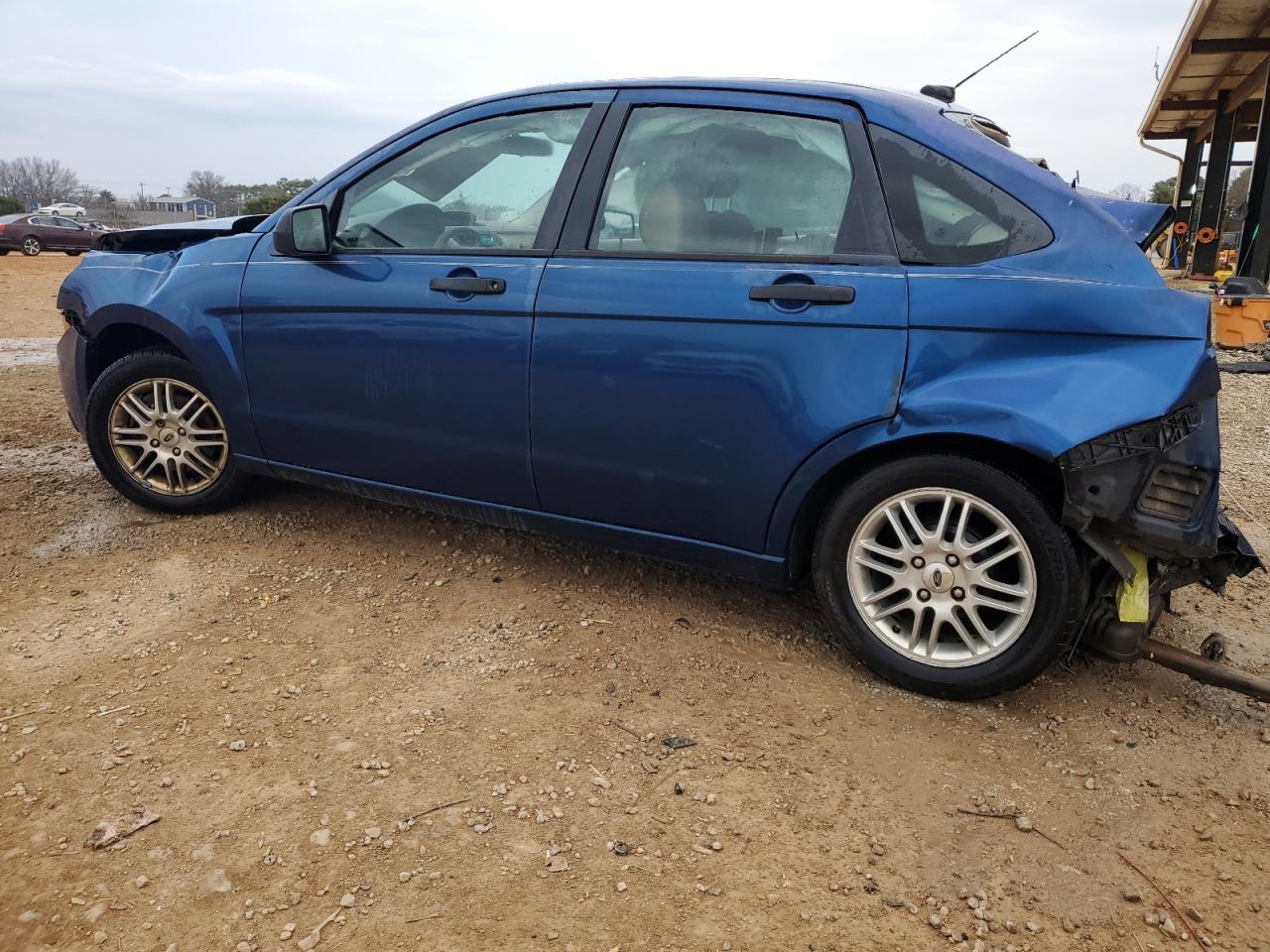 2009 Ford Focus - Image 2