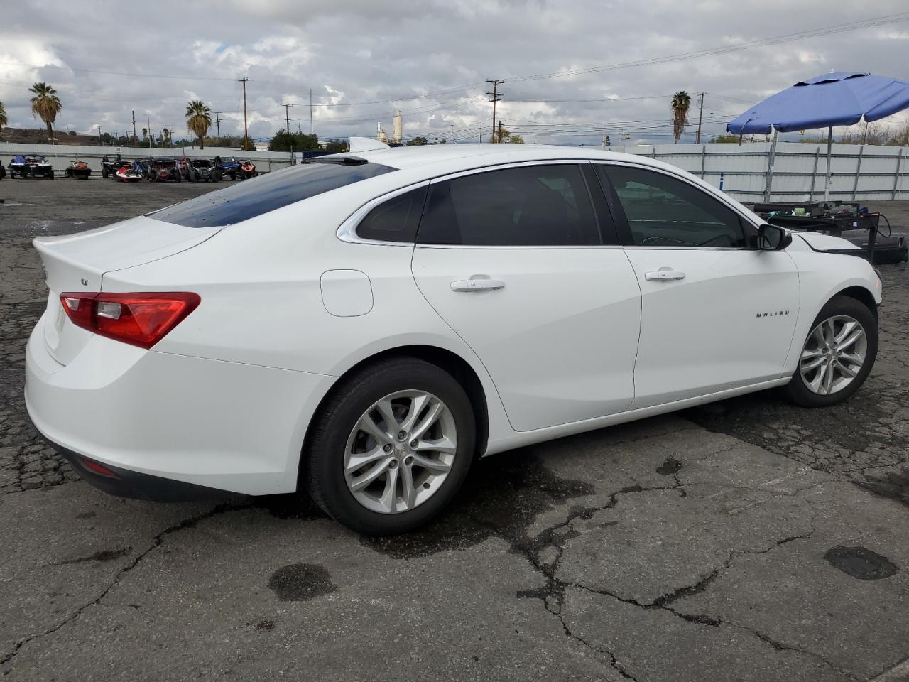 2016 Chevrolet Malibu - Image 3