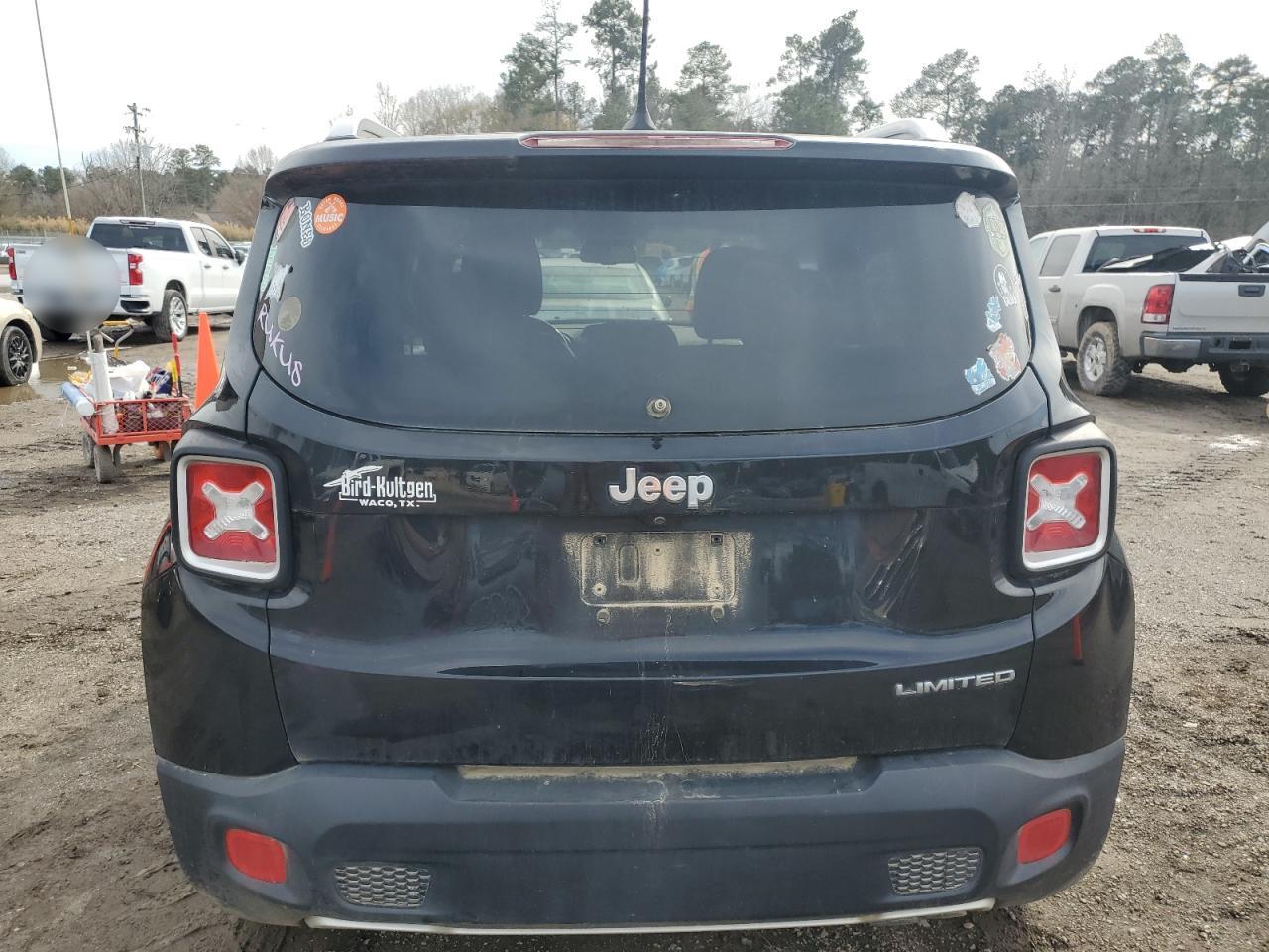 2016 Jeep Renegade - Image 6