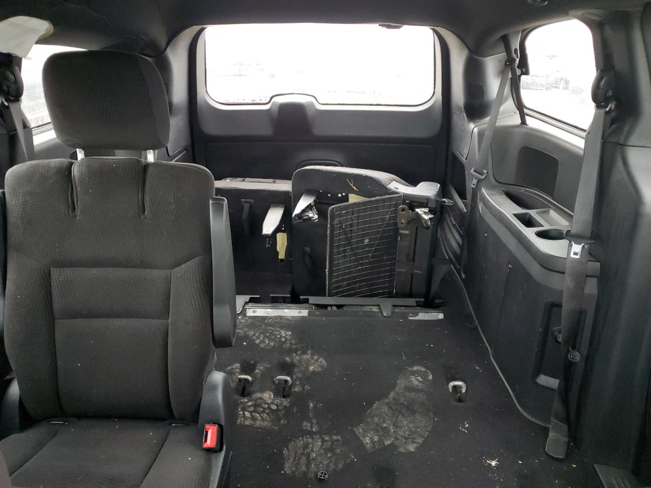 2019 Dodge Caravan - Image 10