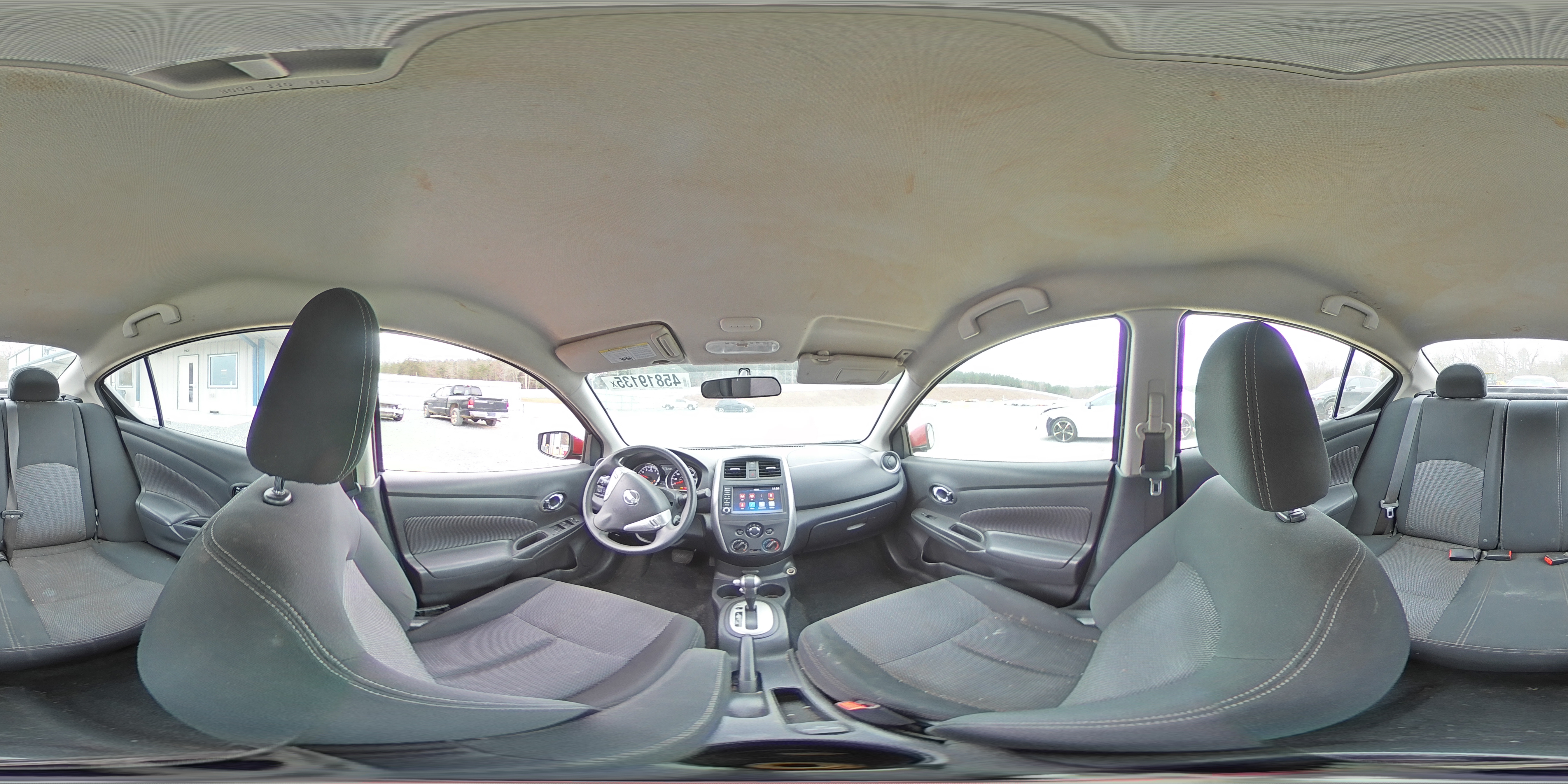 2019 Nissan Versa - Image 13