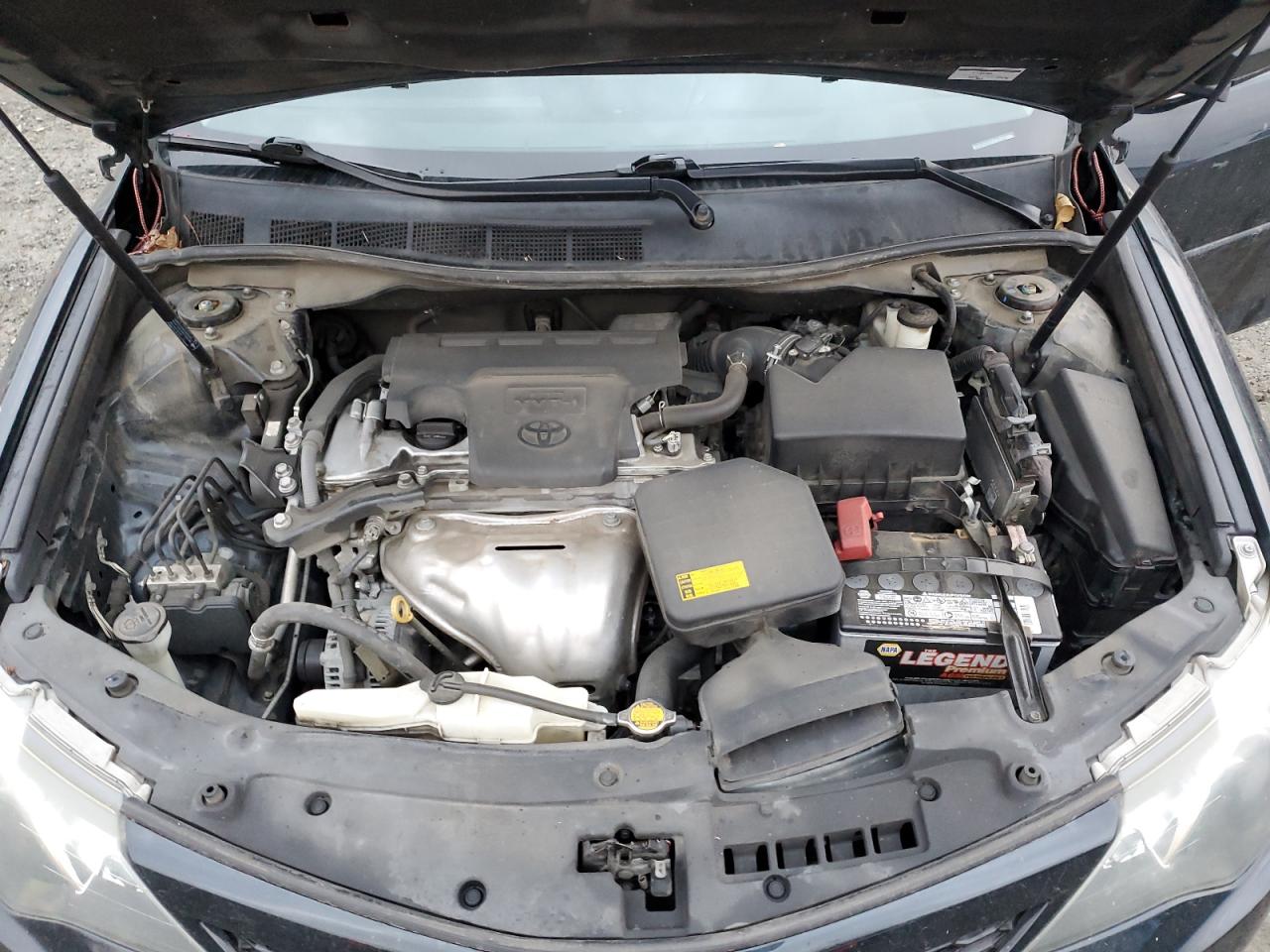 2013 Toyota Camry - Image 11