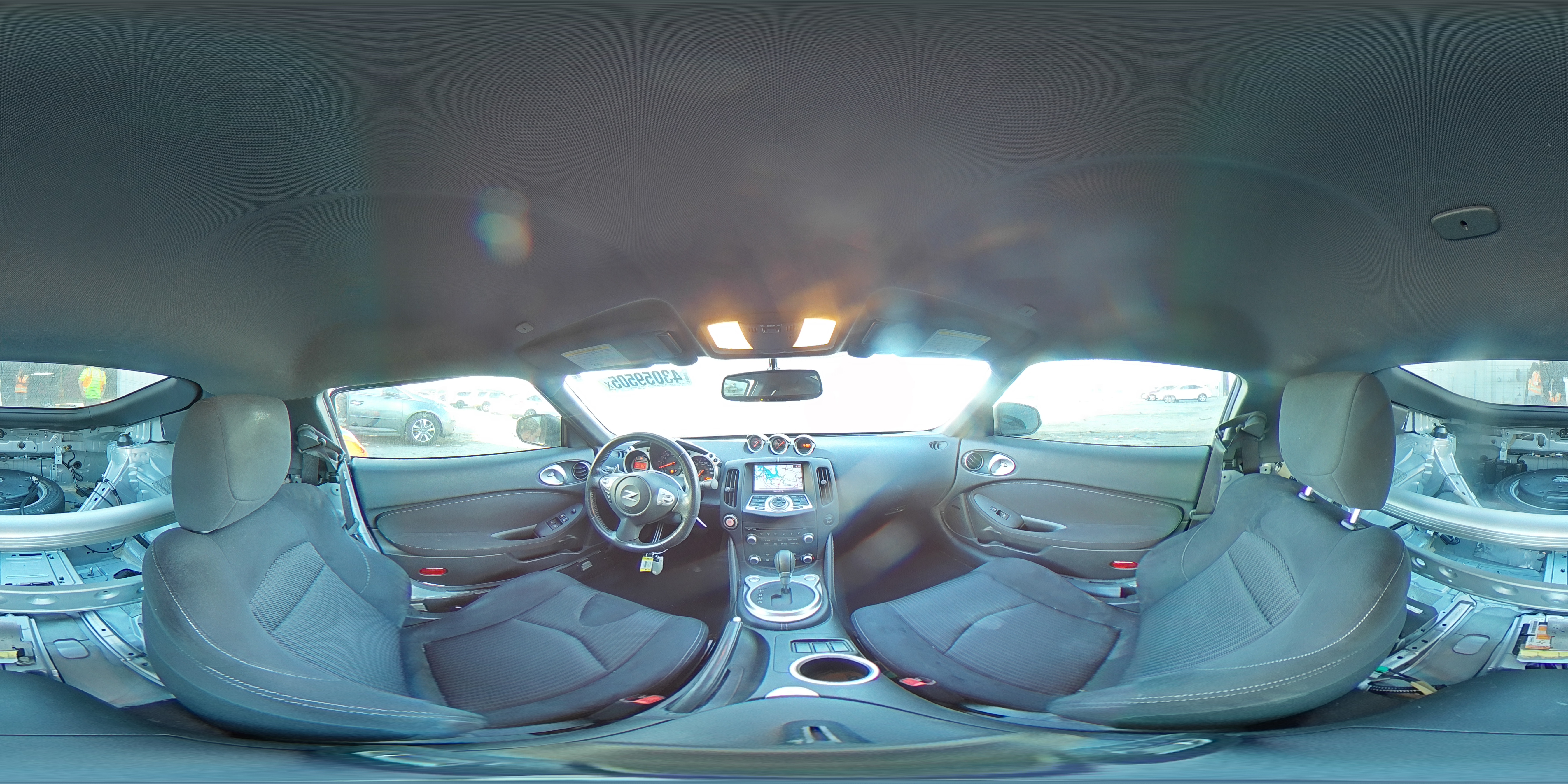 2017 Nissan 370Z - Image 14