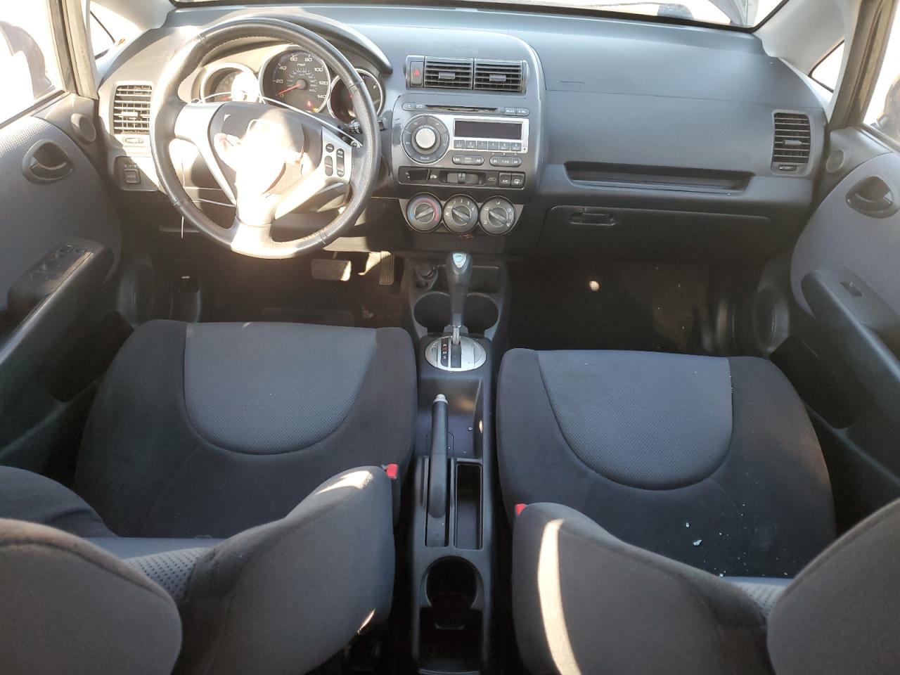 2008 Honda Fit - Image 8