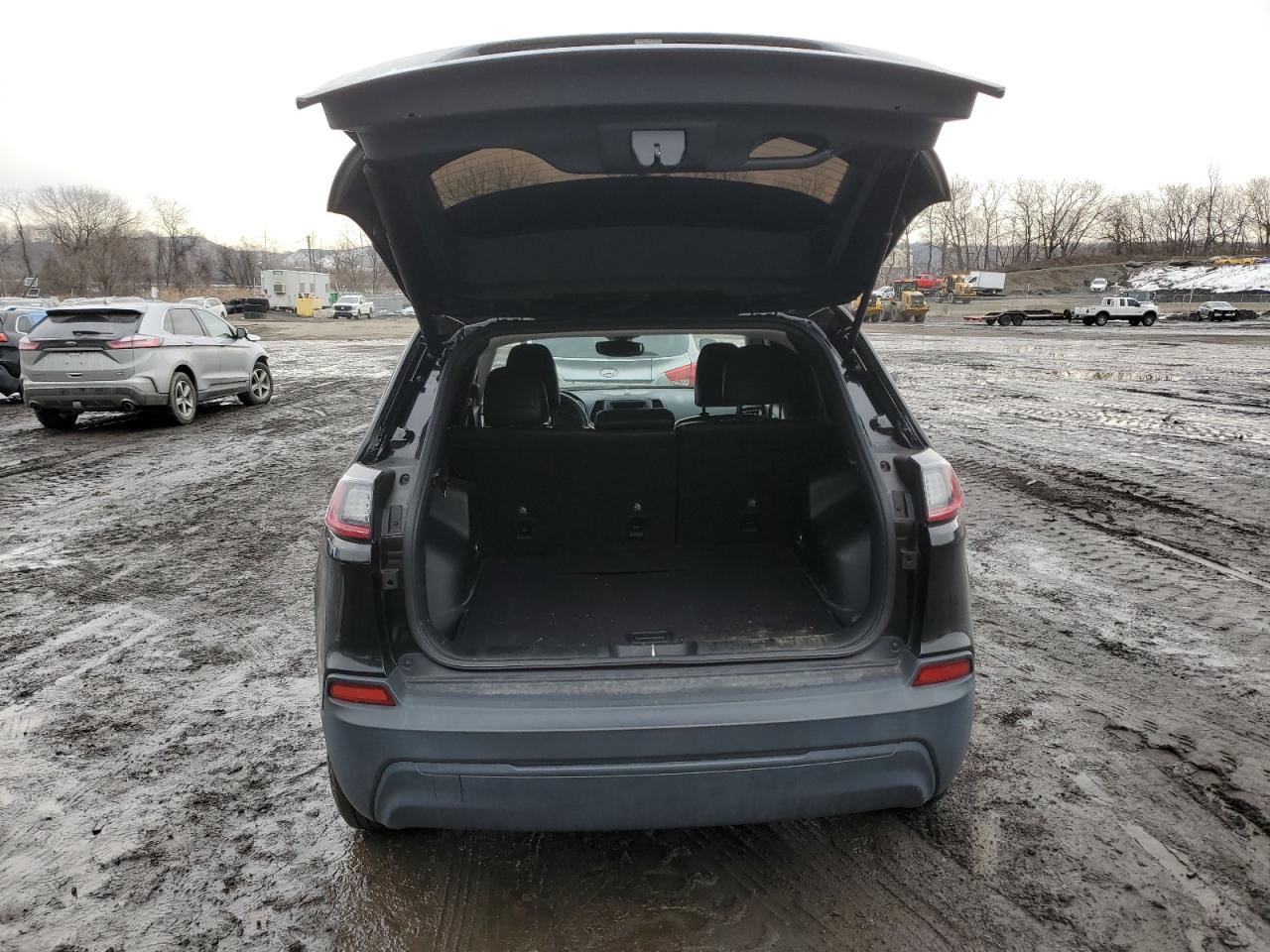 2019 Jeep Grand Cherokee - Image 6