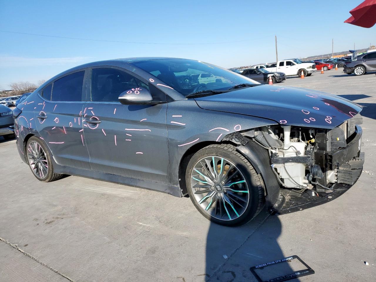 2017 Hyundai Elantra - Image 4