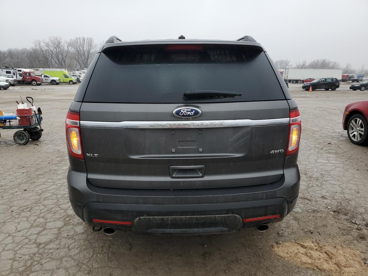 2015 Ford Explorer - Image 6