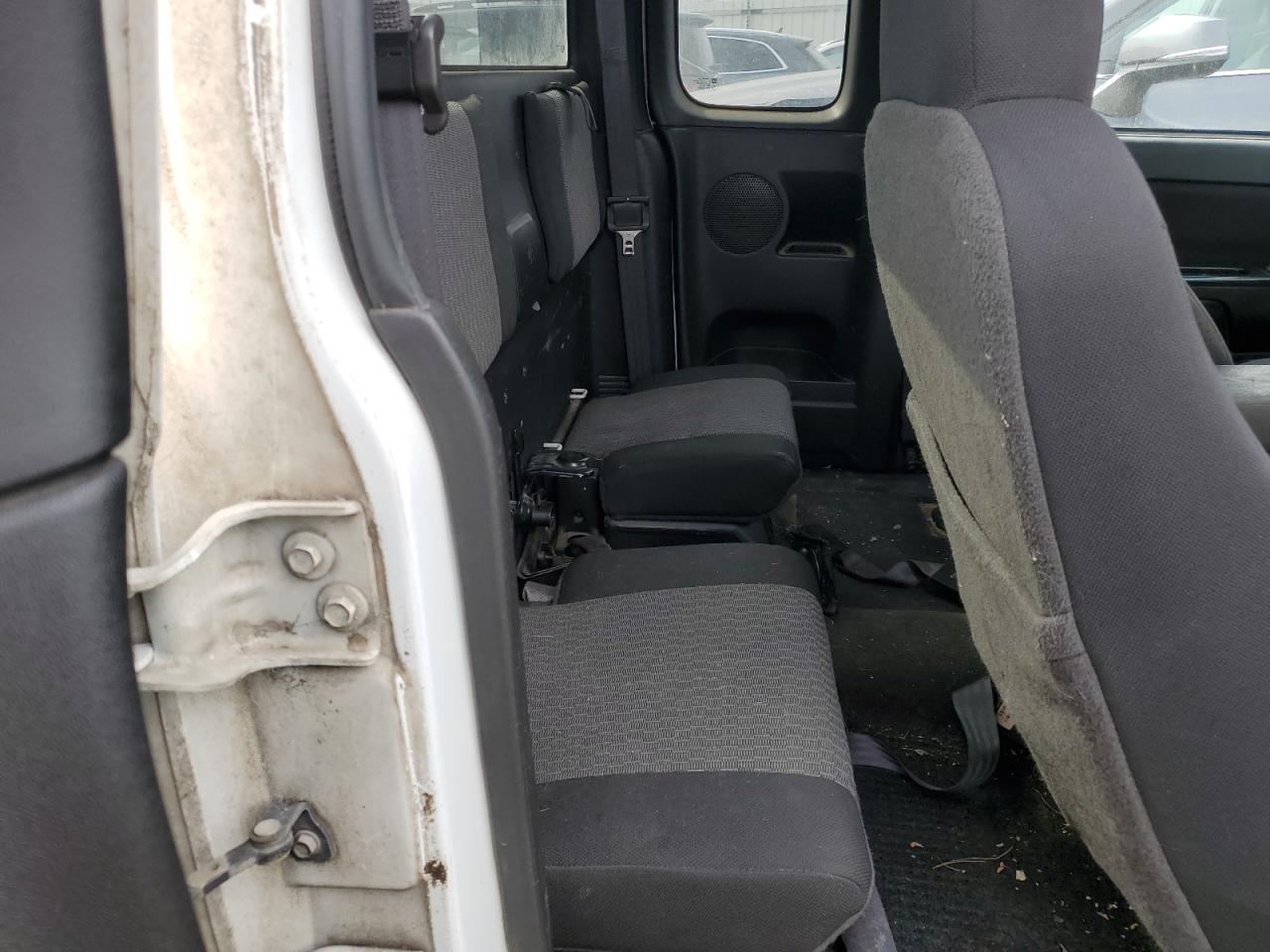 2010 GMC Canyon - Image 10