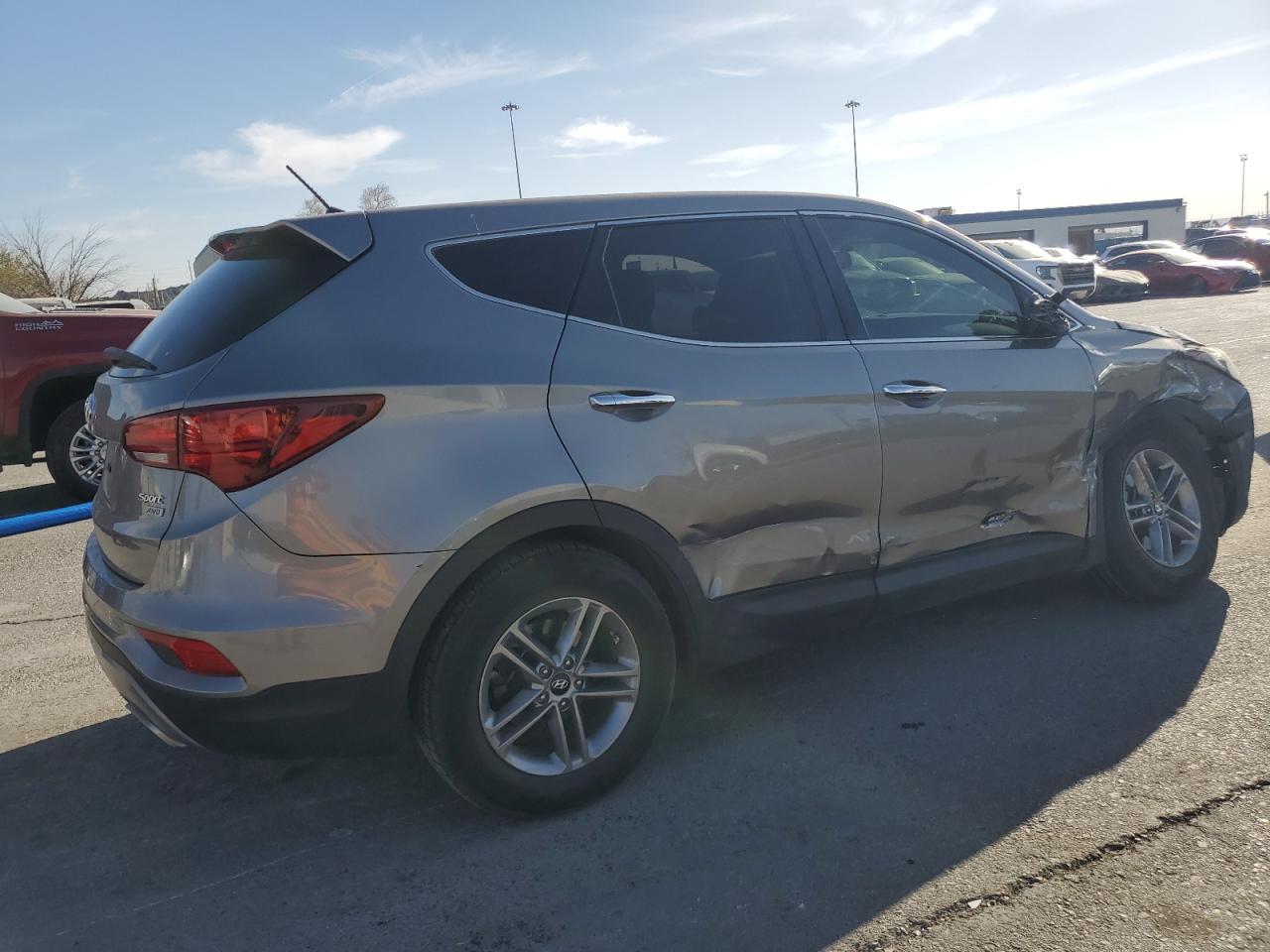 2018 Hyundai Santa Fe - Image 3