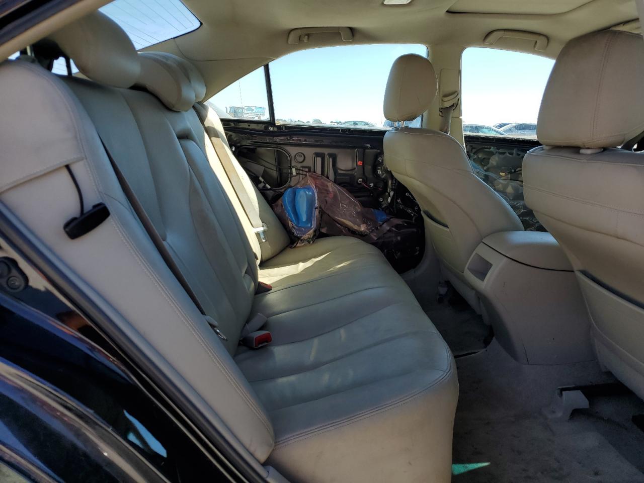 2009 Toyota Camry - Image 10