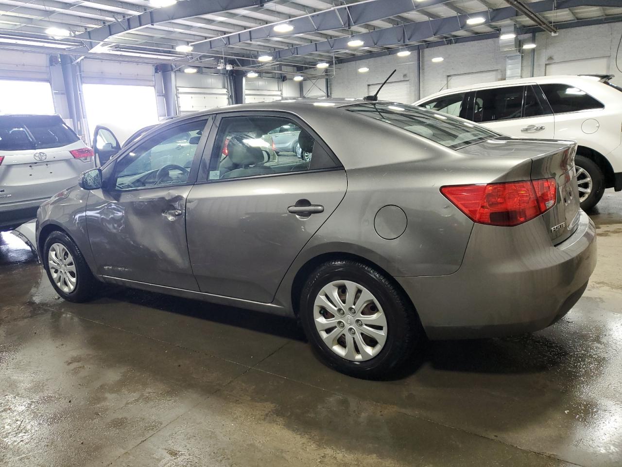 2012 Kia Forte - Image 2