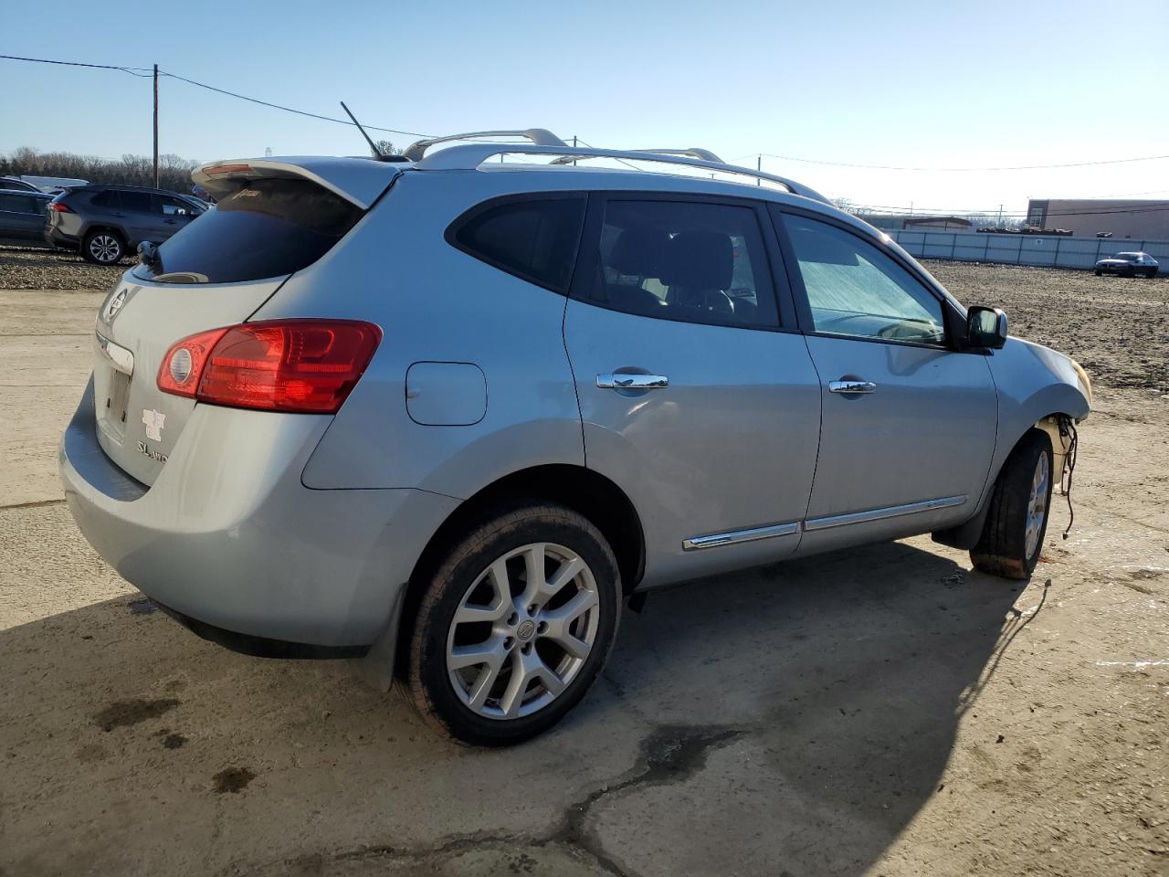 2013 Nissan Rogue - Image 3