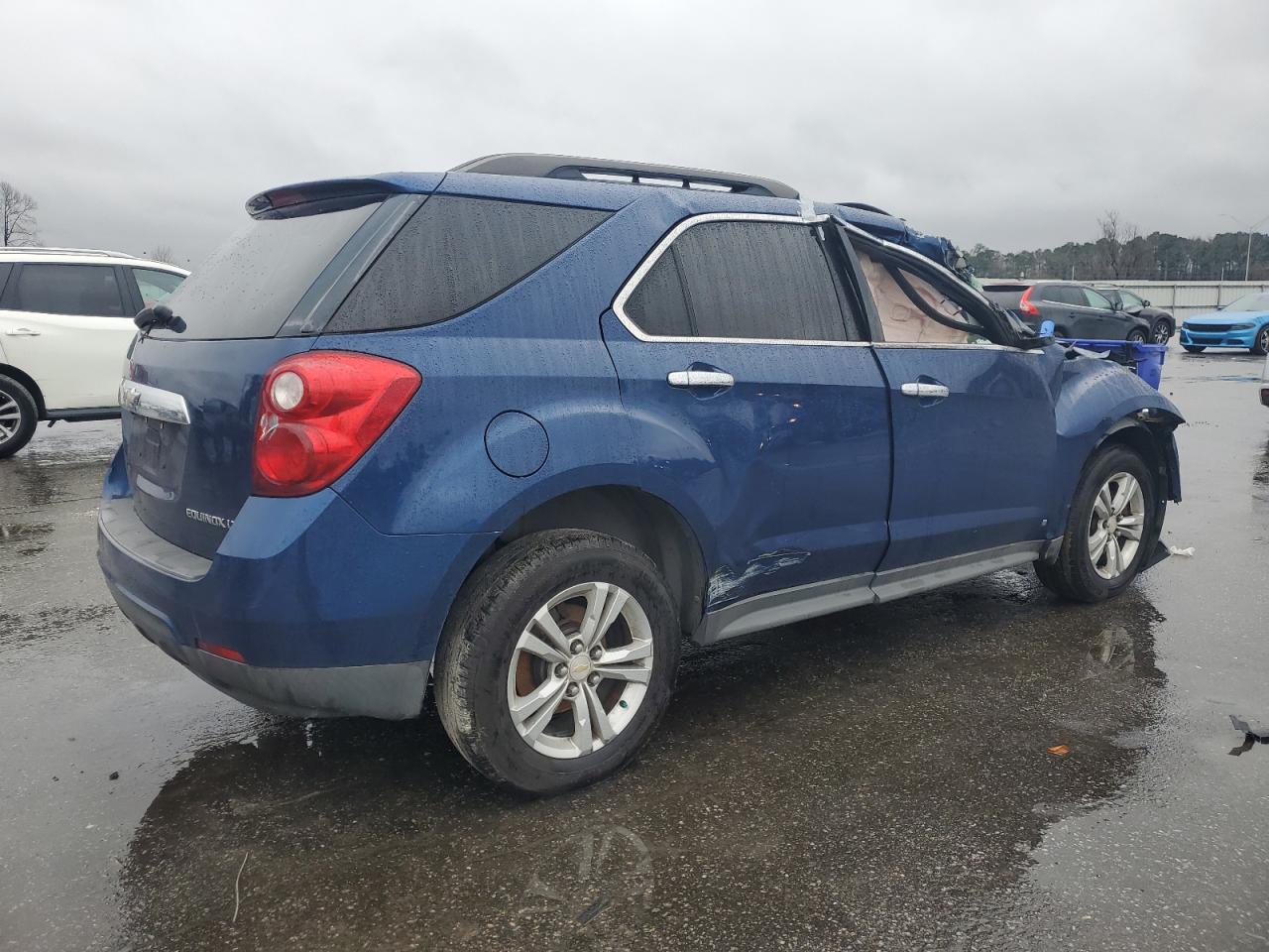 2010 Chevrolet Equinox - Image 3