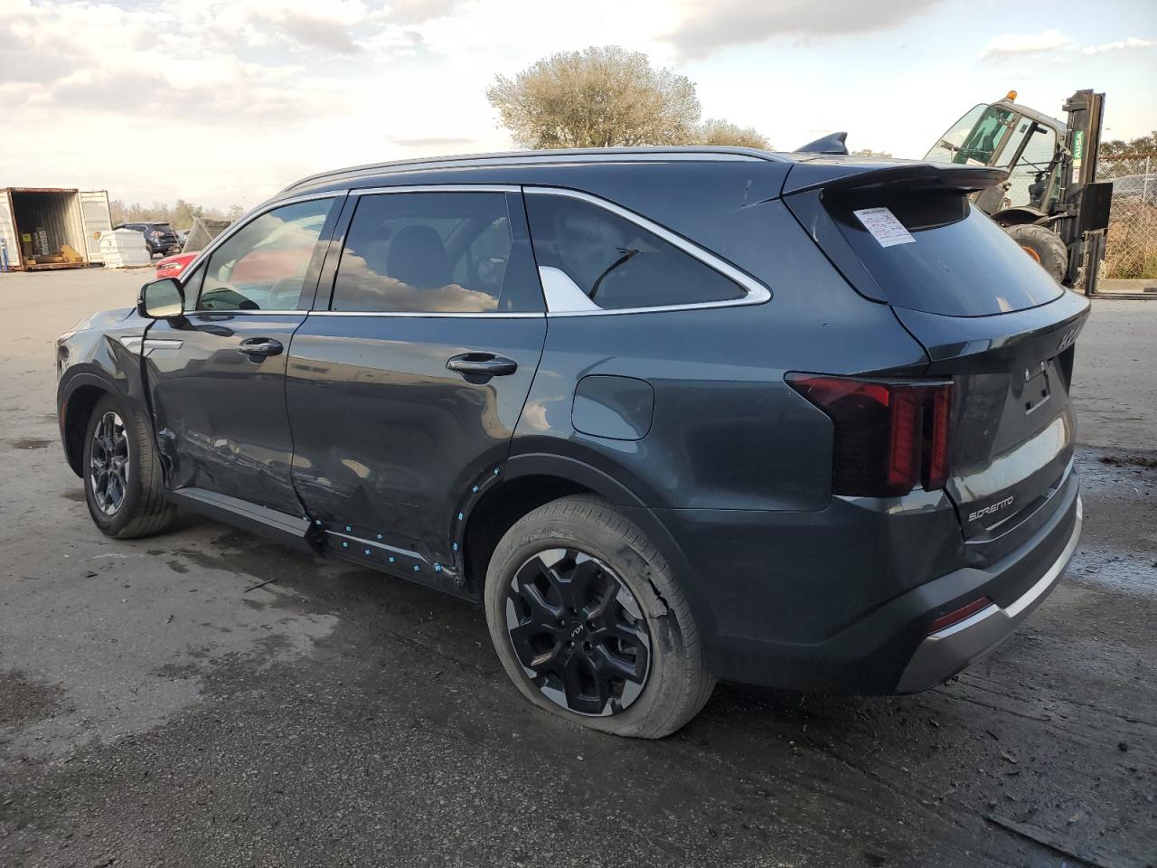 2024 Kia Sorento - Image 2