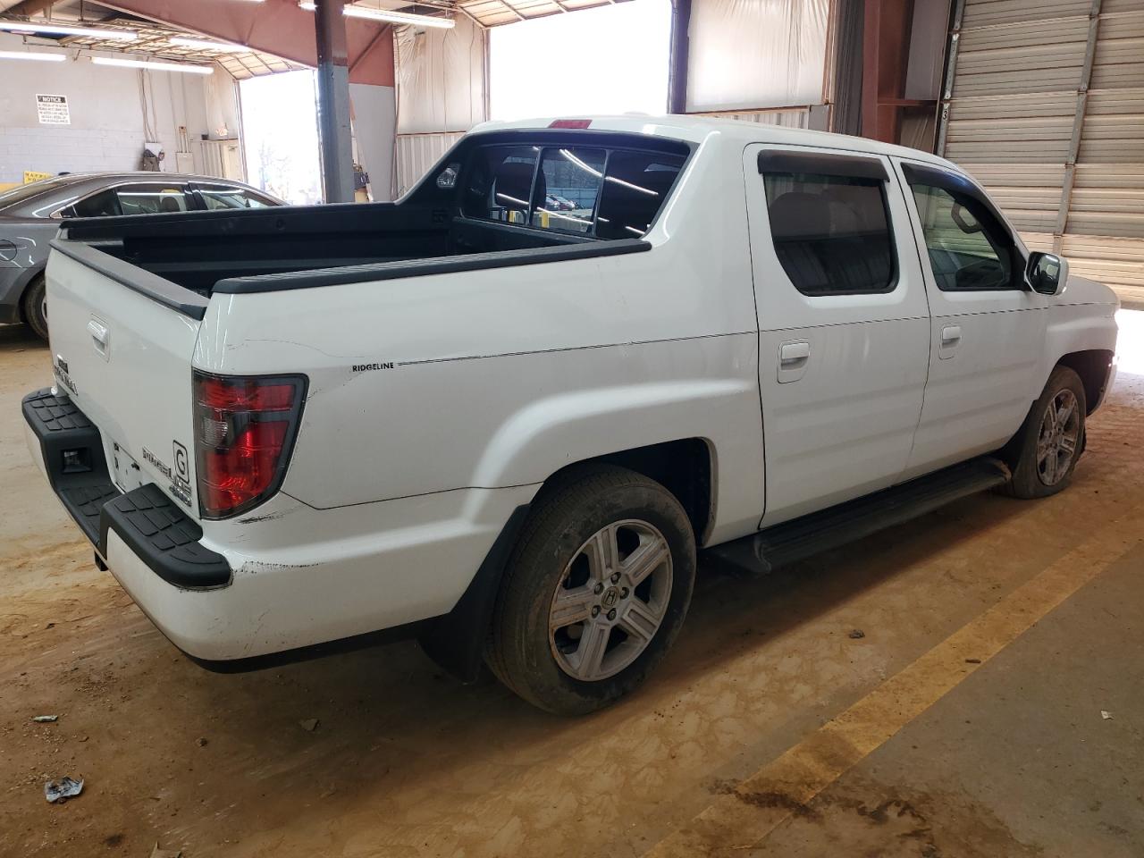 2013 Honda Ridgeline - Image 3