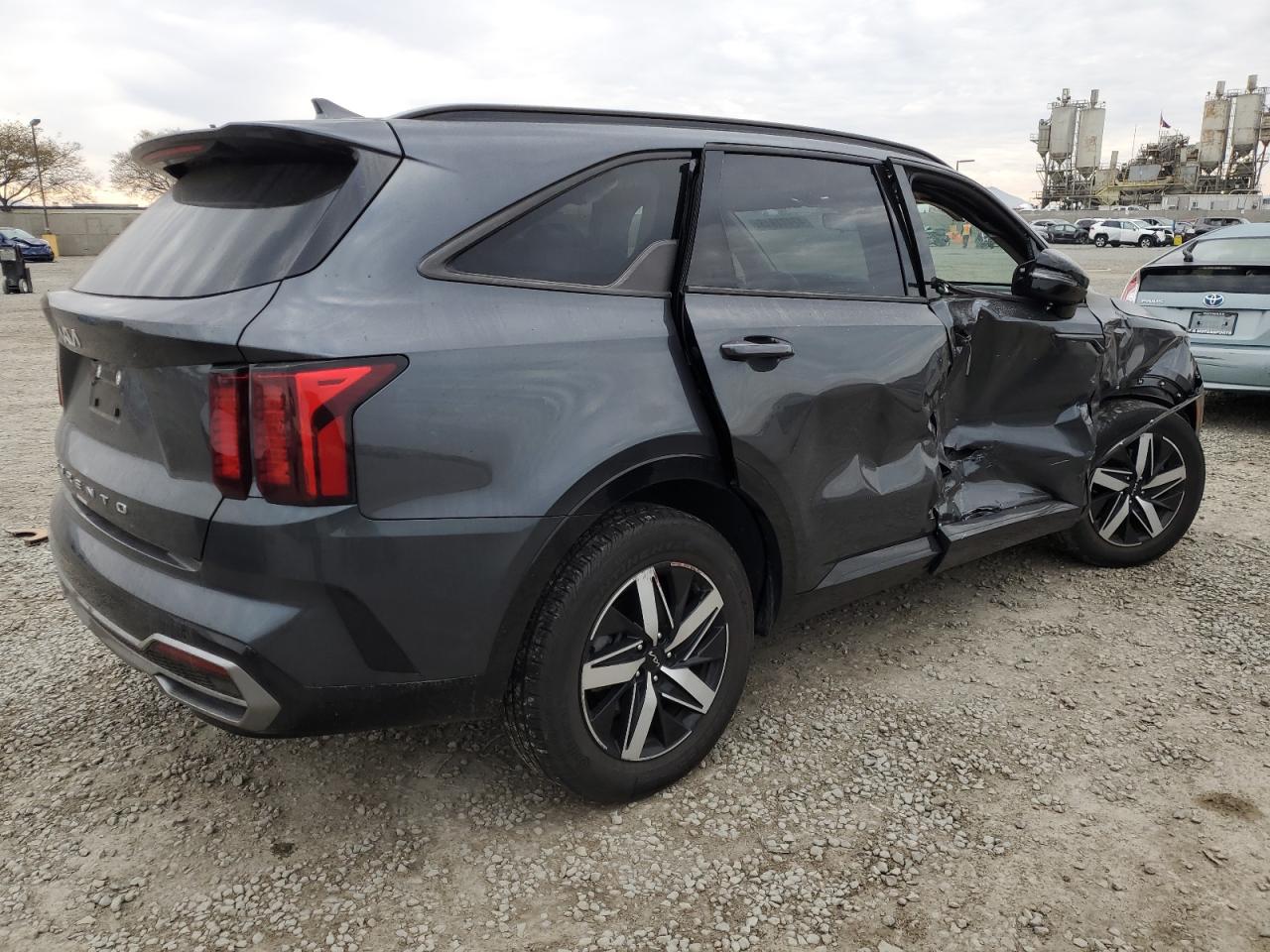 2022 Kia Sorento - Image 3