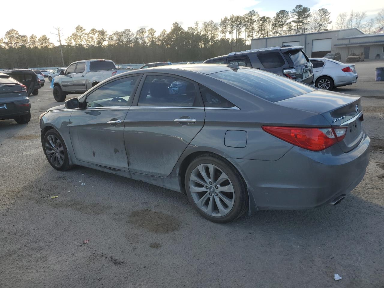 2013 Hyundai Sonata - Image 2