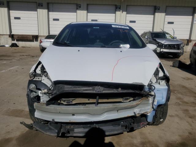 Sedans FORD FIESTA 2017 White