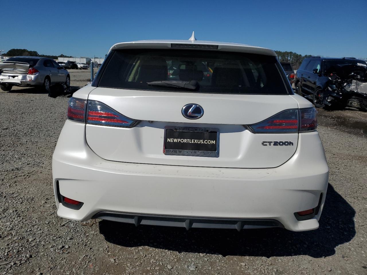 2014 Lexus CT - Image 6