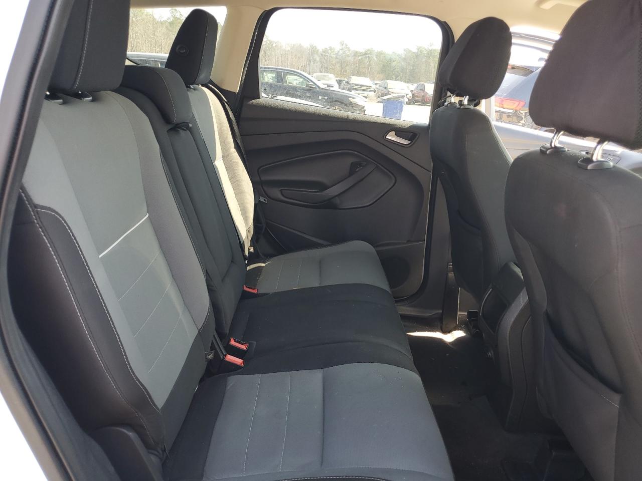 2014 Ford Escape - Image 11