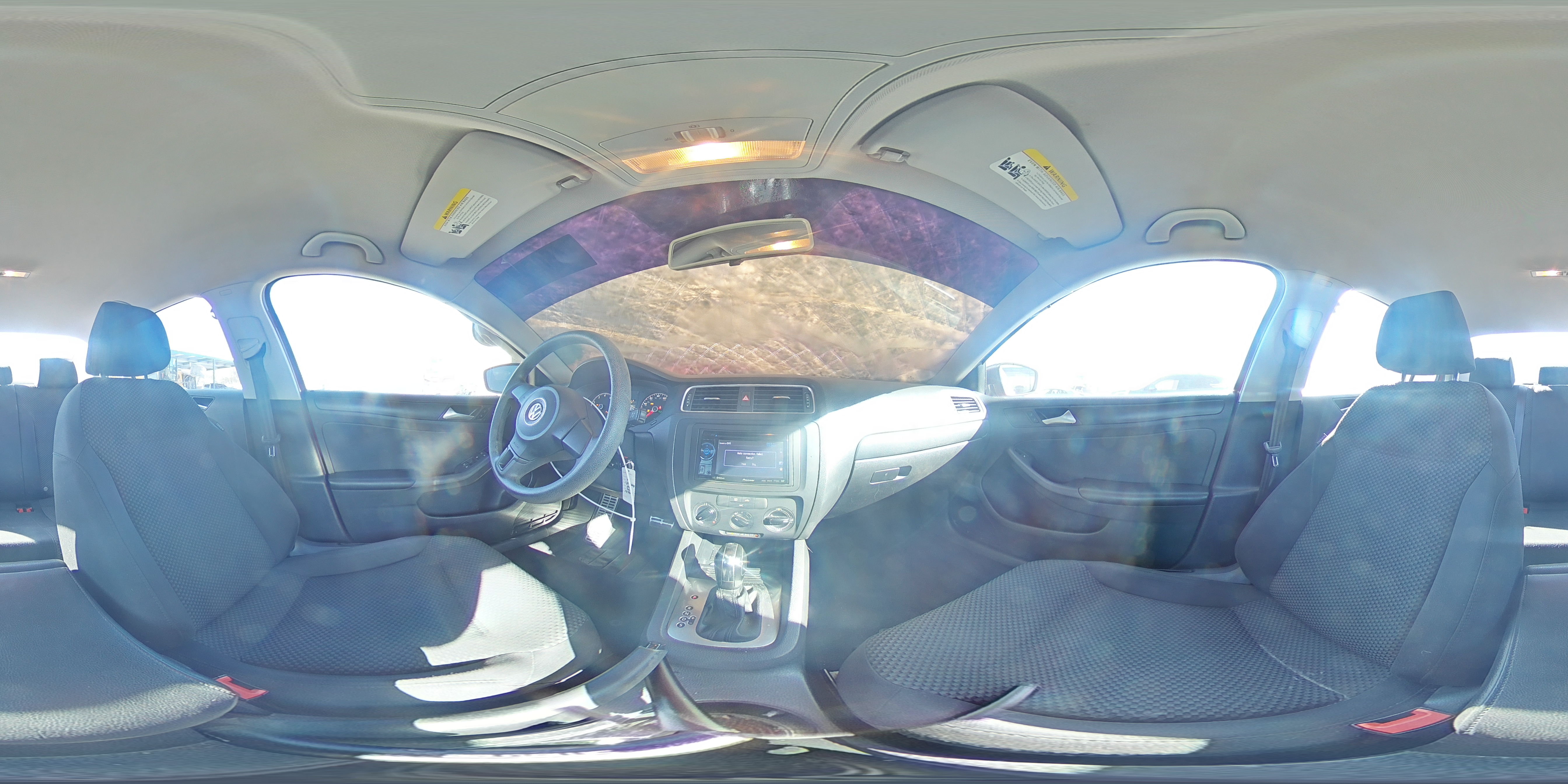 2014 Volkswagen Jetta - Image 12