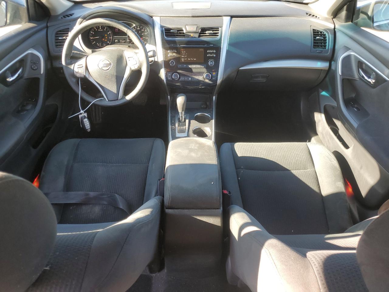 2015 Nissan Altima - Image 8
