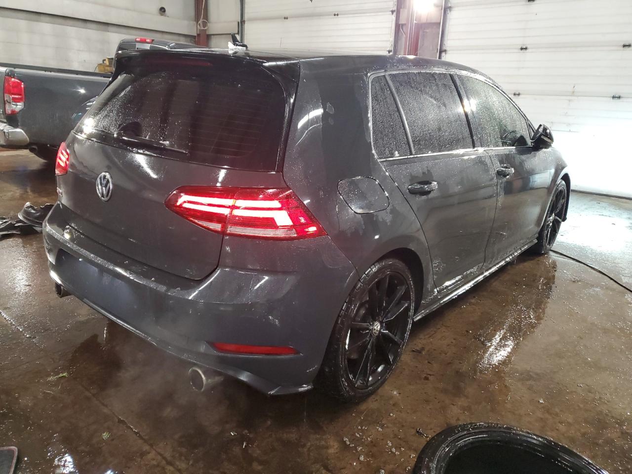2019 Volkswagen GTI - Image 3