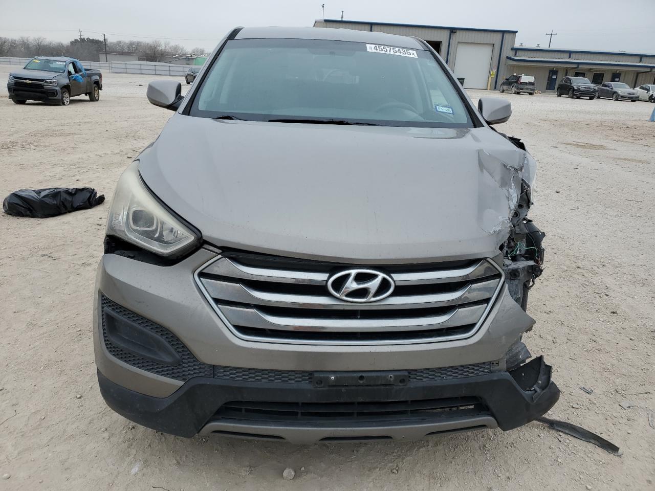 2016 Hyundai Santa Fe - Image 5