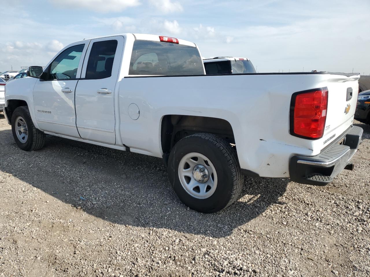 2016 Chevrolet Silverado - Image 2