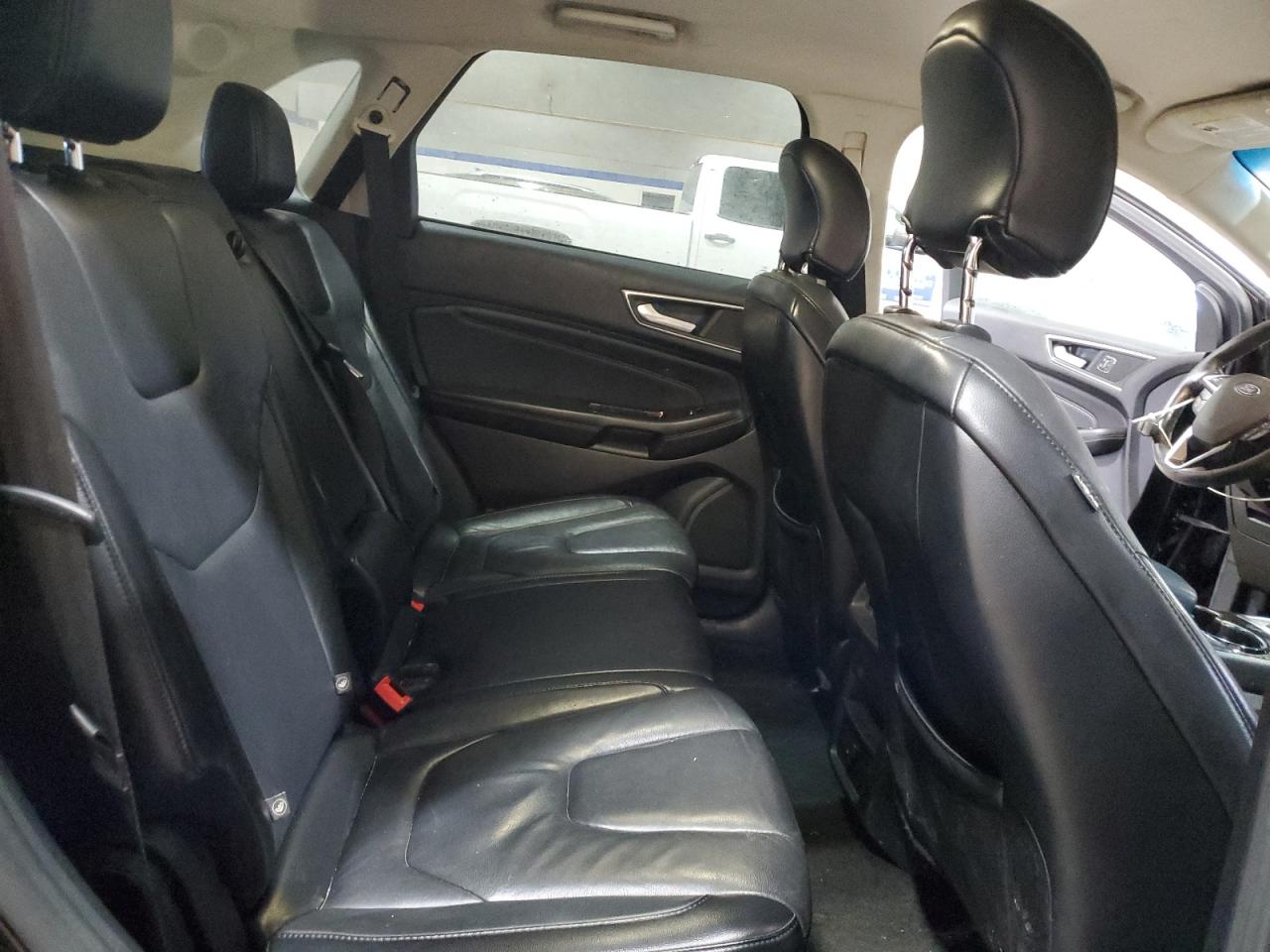 2015 Ford Edge - Image 11
