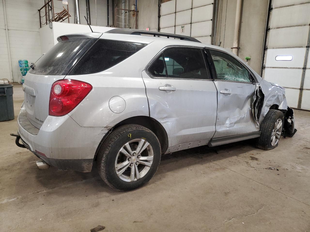 2015 Chevrolet Equinox - Image 3