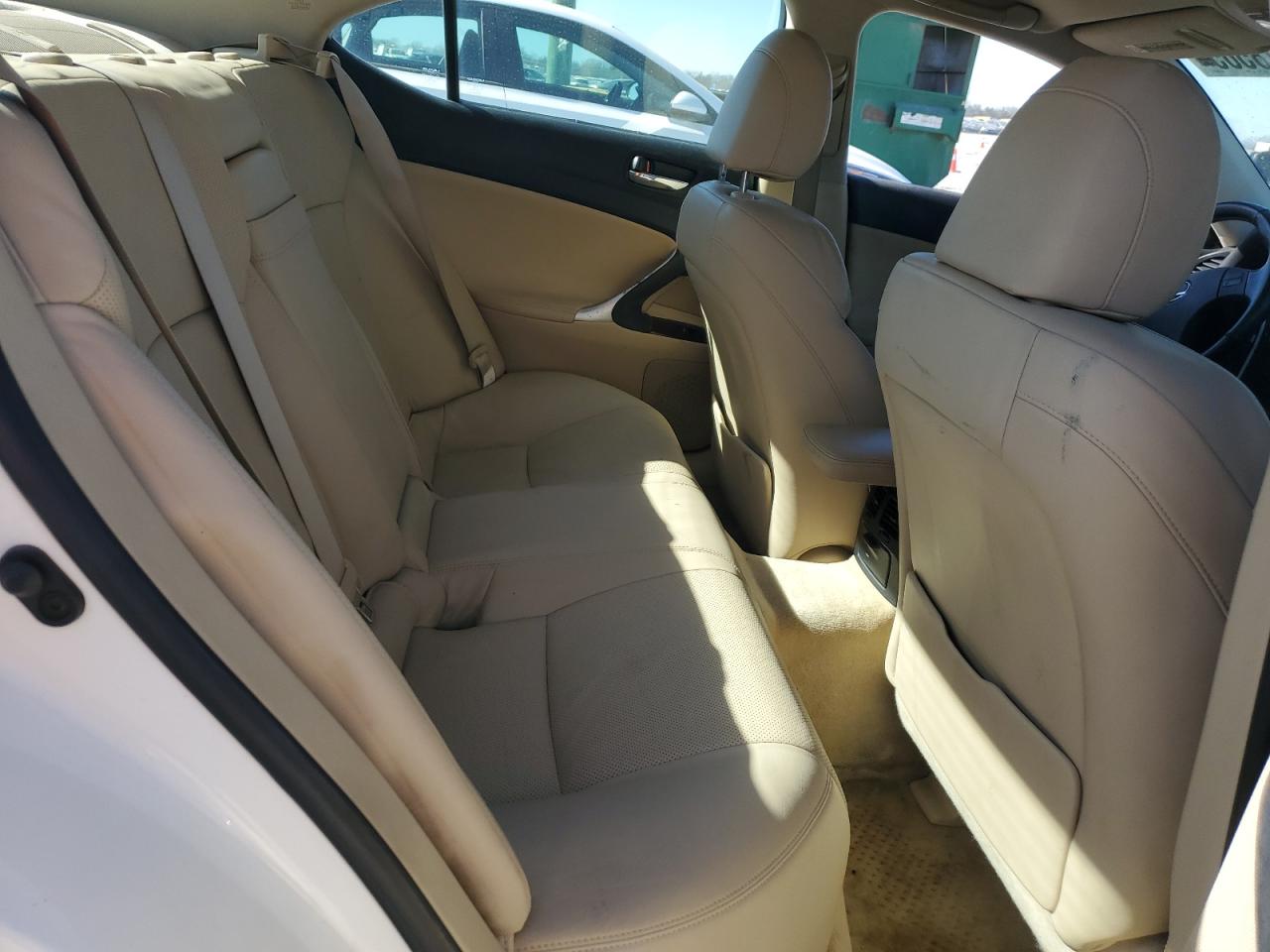 2006 Lexus IS - Image 10
