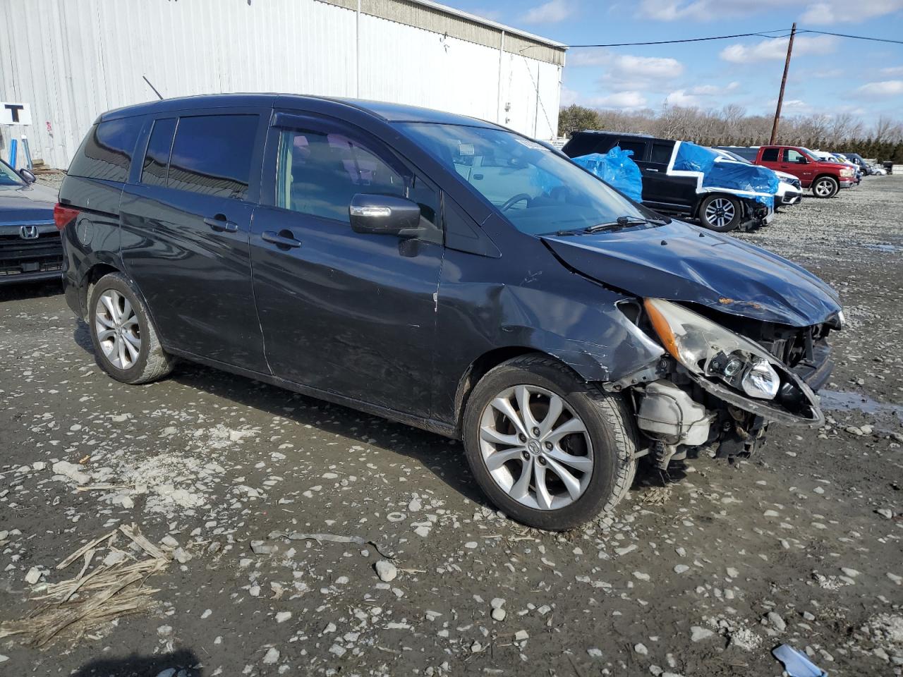2013 Mazda 5 - Image 4