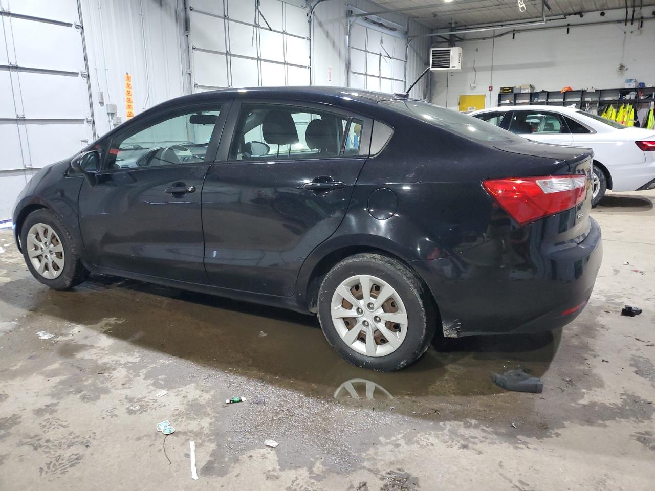 2013 Kia Rio - Image 2