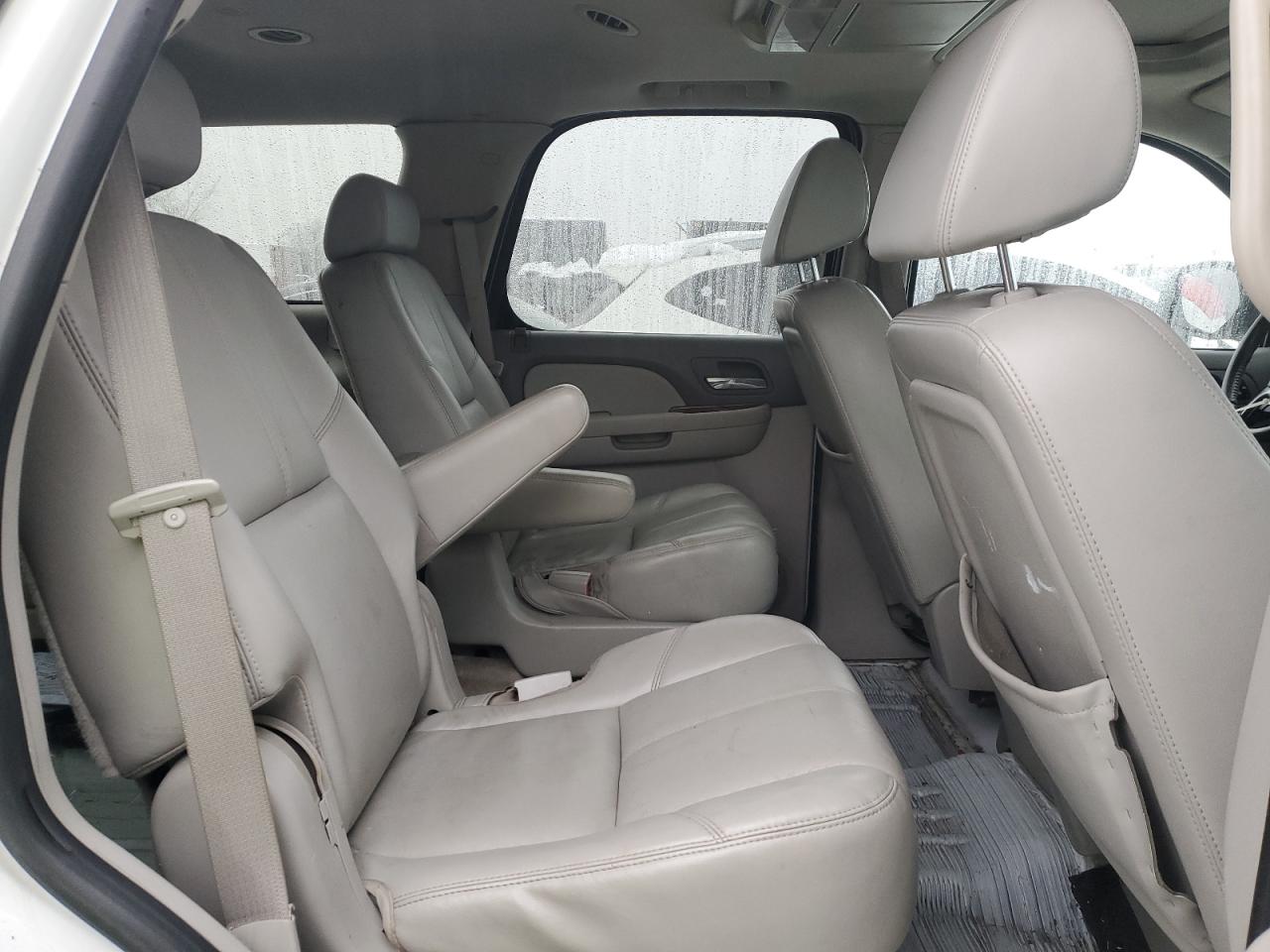2007 Chevrolet Tahoe - Image 11