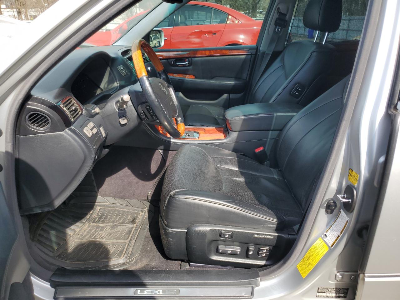 2006 Lexus LS - Image 7