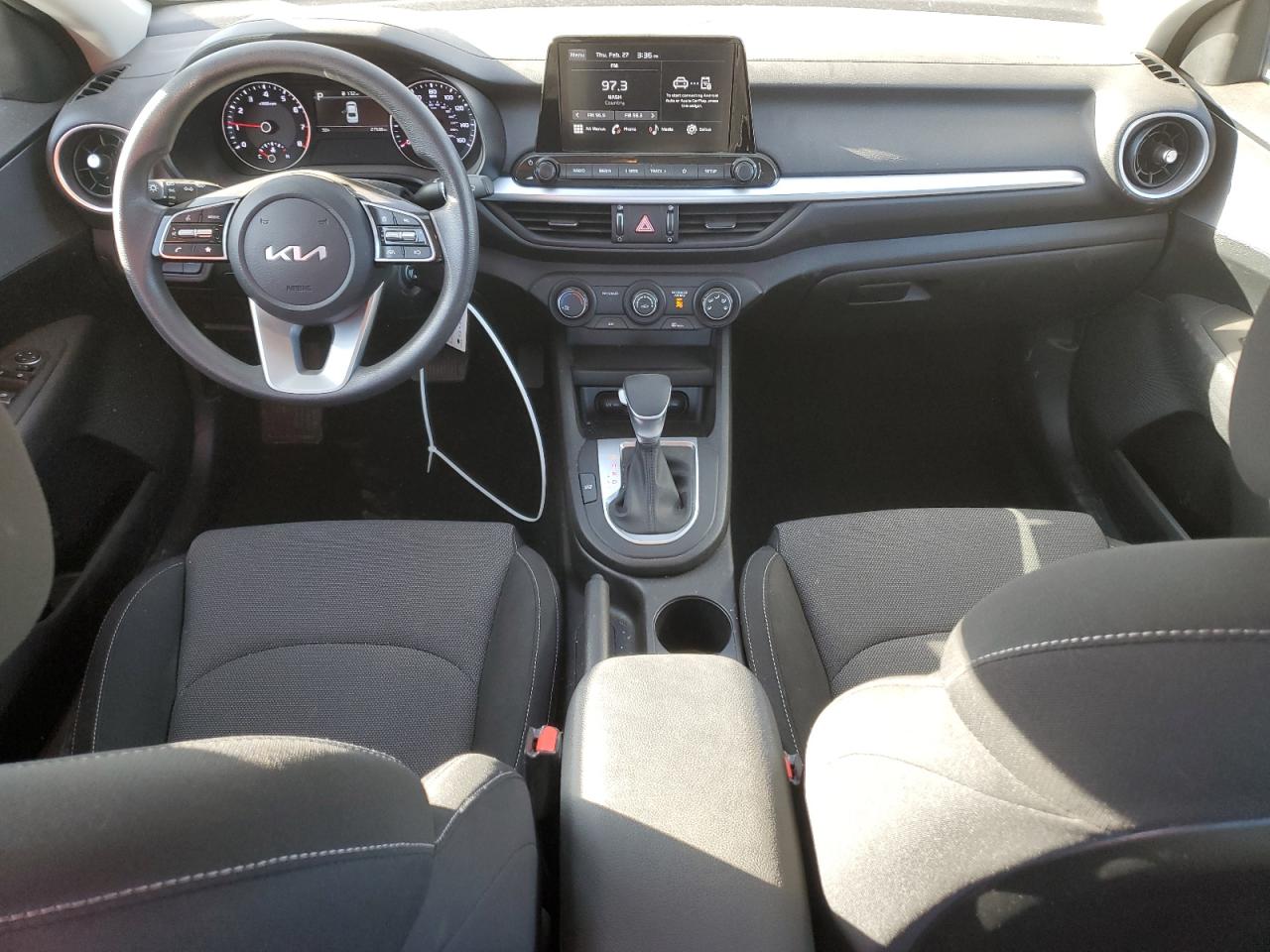 2023 Kia Forte - Image 8