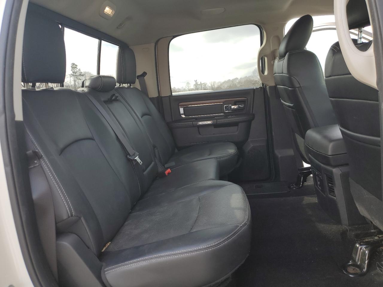 2017 RAM 1500 - Image 10