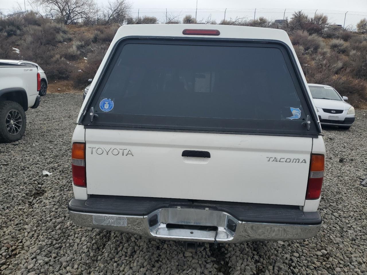 1999 Toyota Tacoma Xtracab VIN: 4TAVL52N4XZ463764 Lot: 45607875