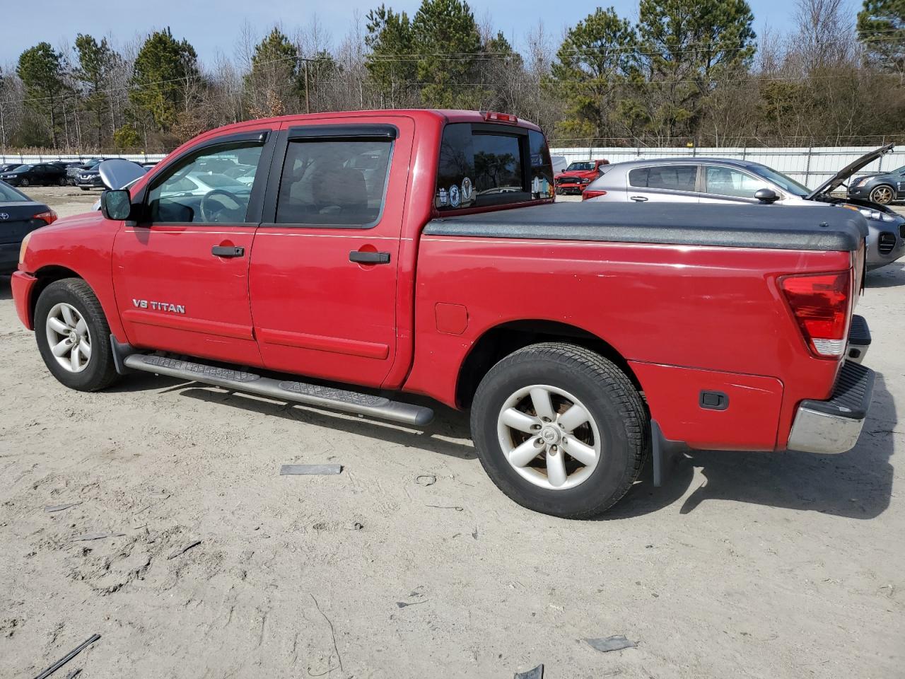 2011 Nissan Titan - Image 2